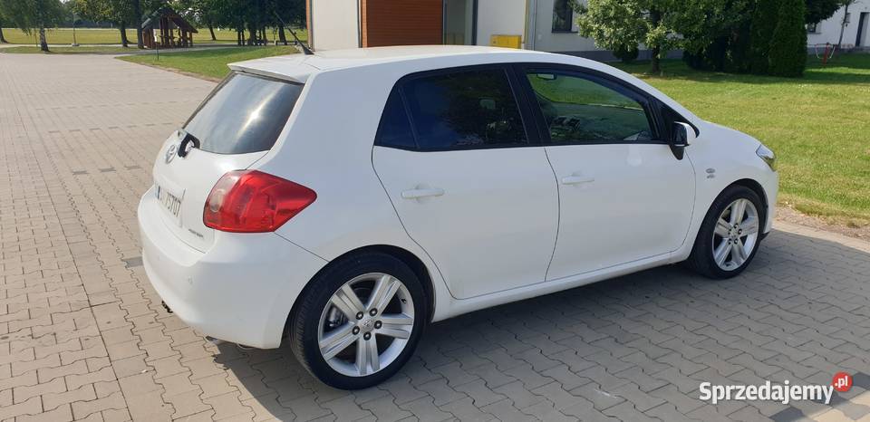 Toyota Auris D4D ASO Skora Xenon PDC Hak Kellys