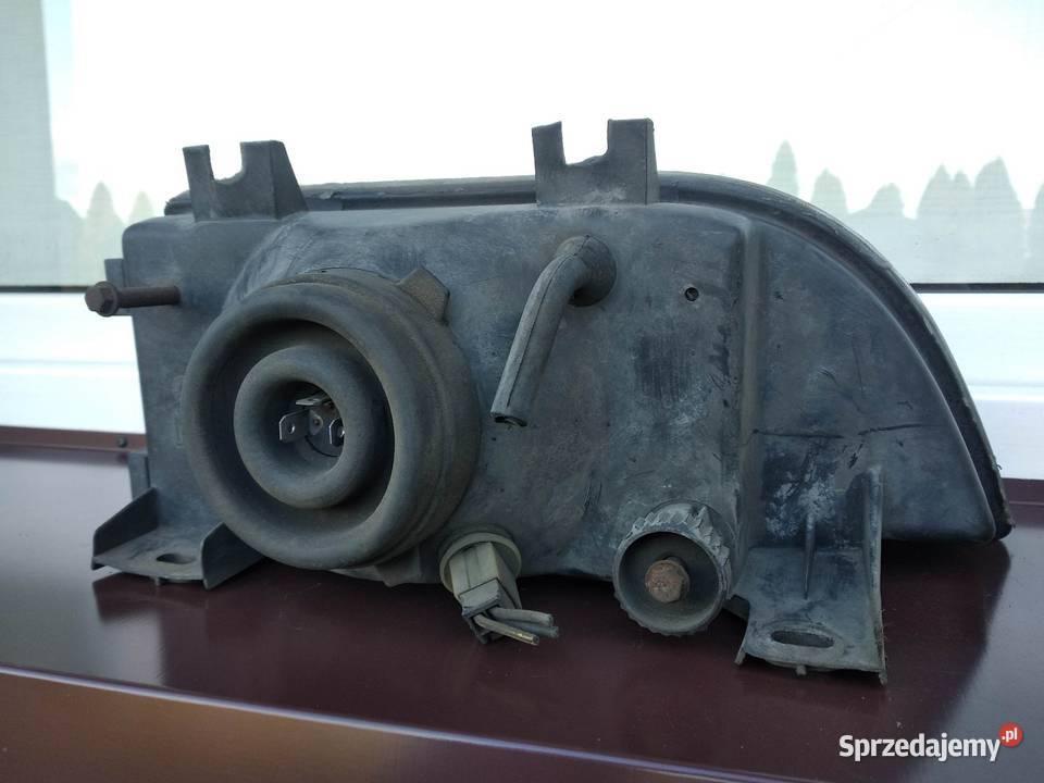 FSO Polonez Caro lampa przednia lewa reflektor Sieradz sprzedam