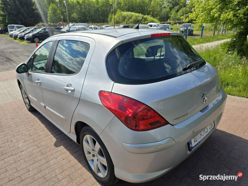 Peugeot 308 Peugeot 308 16 benzyna z niskim Rok produkcji 2009 wielkopolskie Cielcza