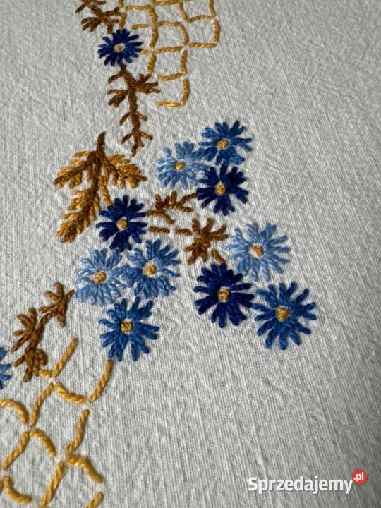 obrus ręcznie haftowany motywy kwiatowe Zabrze sprzedam