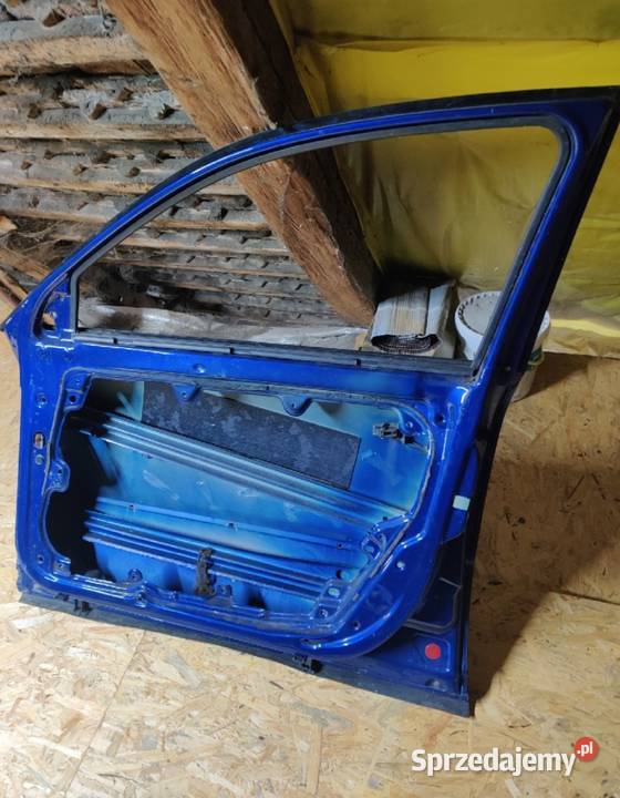DRZWI PRZEDNIE PRZÓD PRAWE VW PASSAT B5 LIFT Rok produkcji 2002 Syców