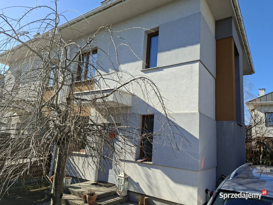 Syndyk sprzeda Udział 58 w lokalu mieszkalnym 79m2 mazowieckie Łomianki Dolne