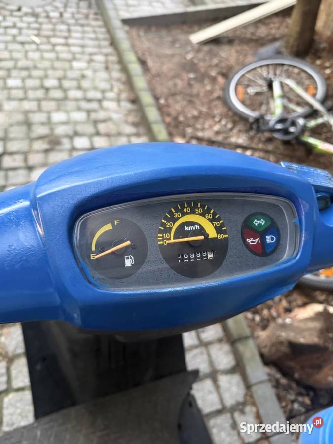 Sprzedam skuter pięćdziesiątkę Police