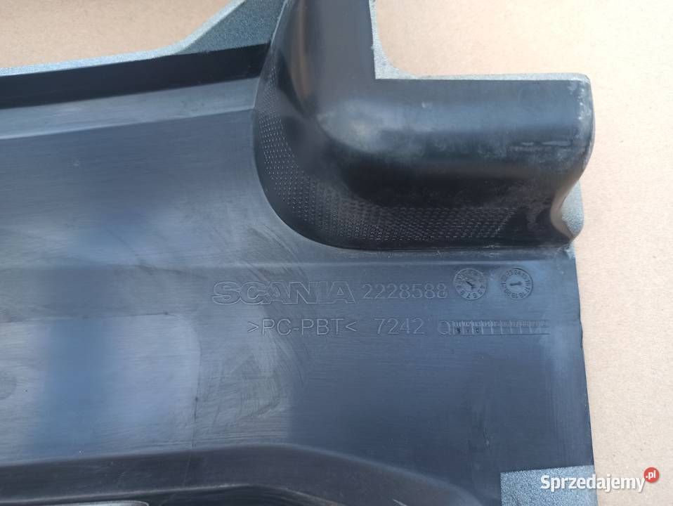 SCANIA R S STOPIEŃ STOPNICA OBUDOWA LEWA 2228588 Bieleń