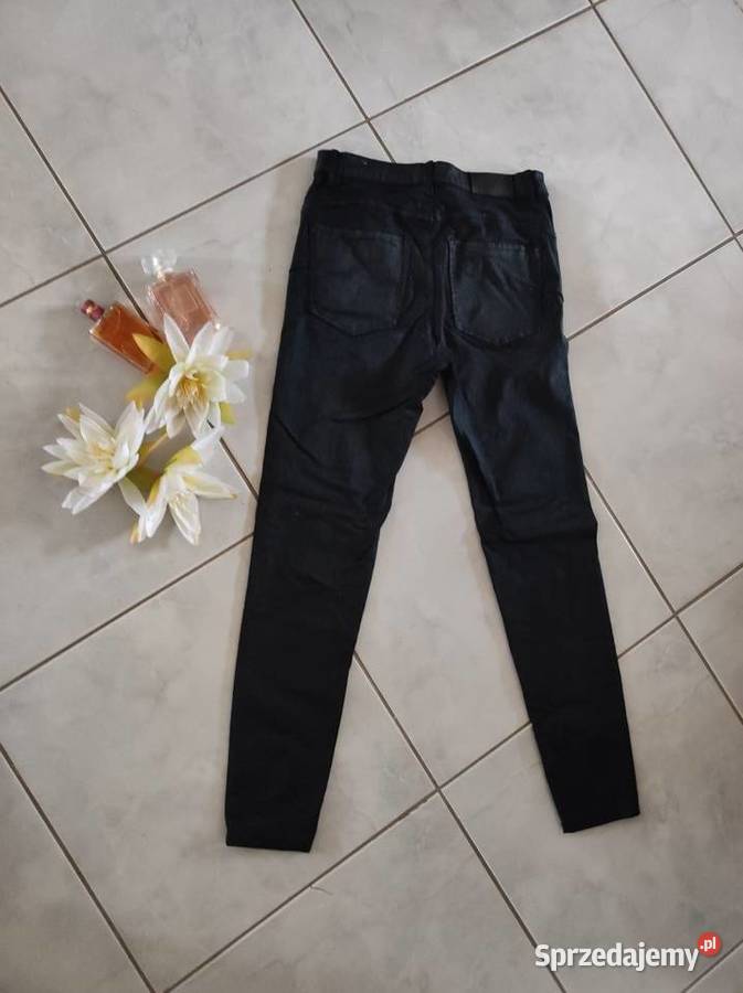 spodnie przecierane Stradivarius jeansy skinny Spodnie świętokrzyskie Kielce