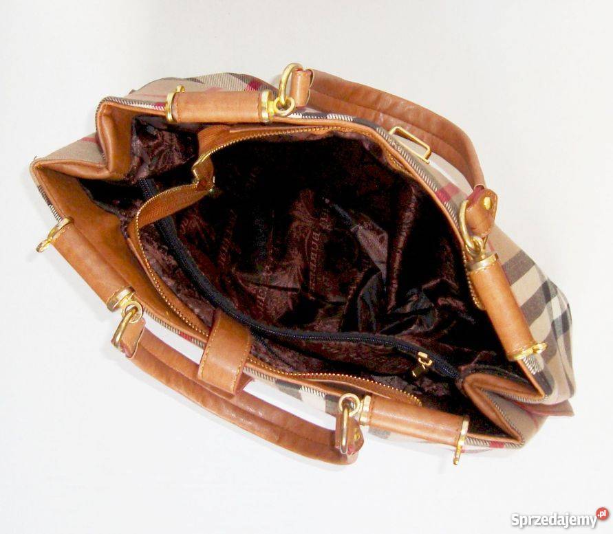 Torebka burberry z paskiem sprzedam