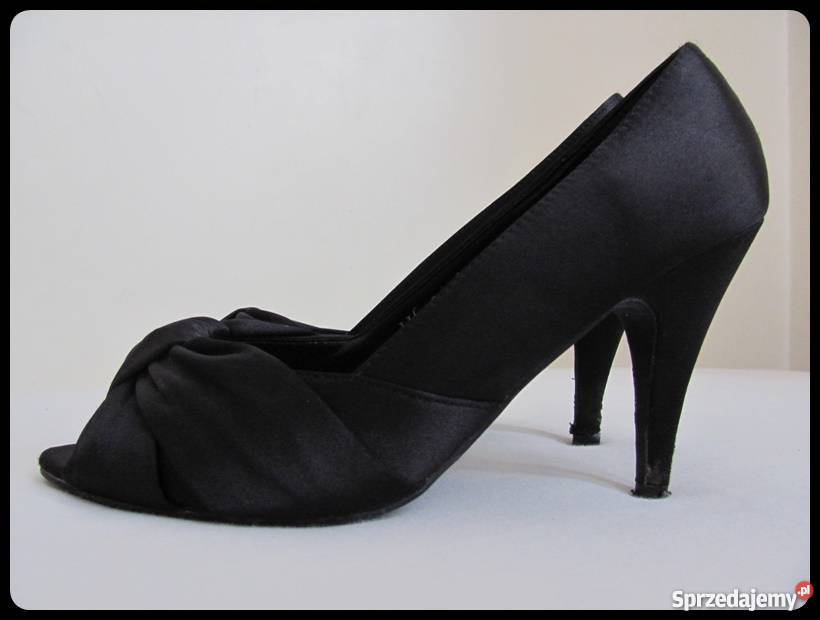 Czarne czółenka rozmiar 39 wkładka skórzana 25 Płock sprzedam
