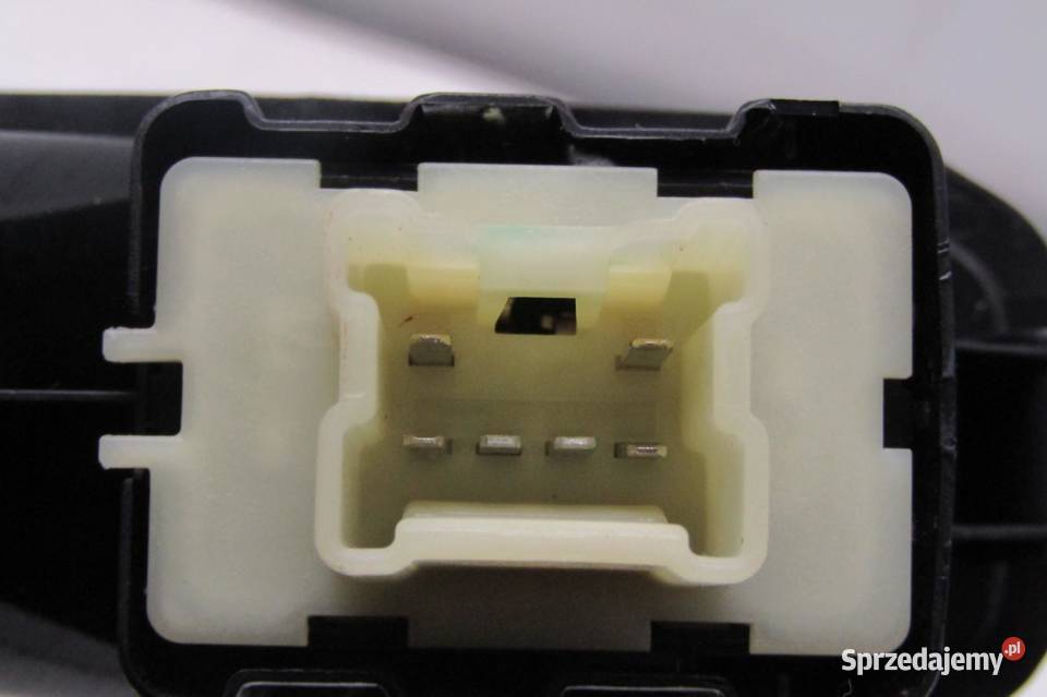 PANEL PRZYCISK SZYB DACIA DUSTER II 0003211