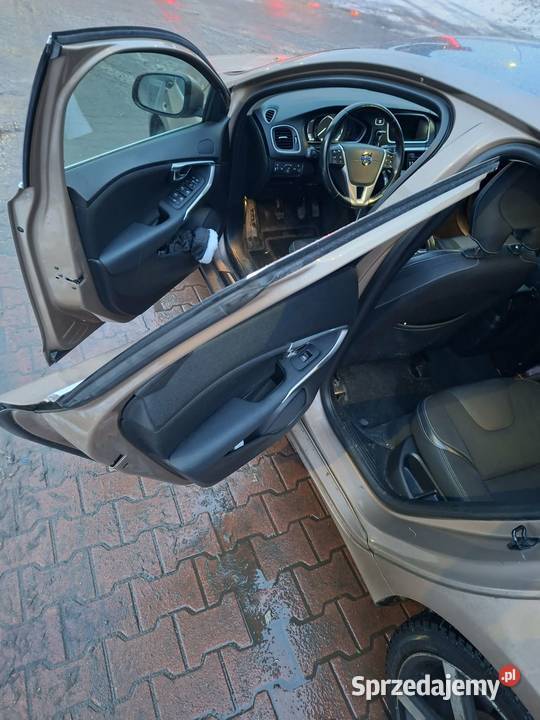 Volvo V40 Łęgajny