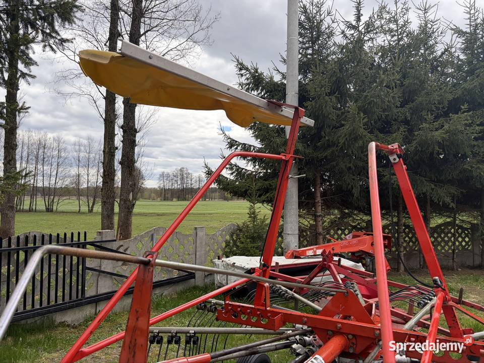 Zgrabiarka karuzelowa Fella 425 DN zagrabiarka Myszyniec sprzedam