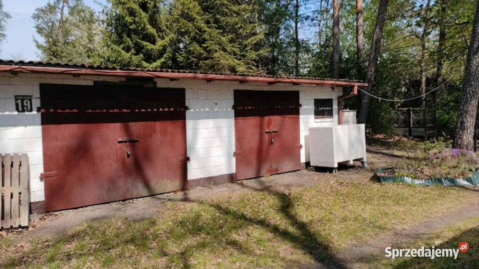 Budynek użytkowomieszkalny garaże PKP 1450m2 Międzyborów