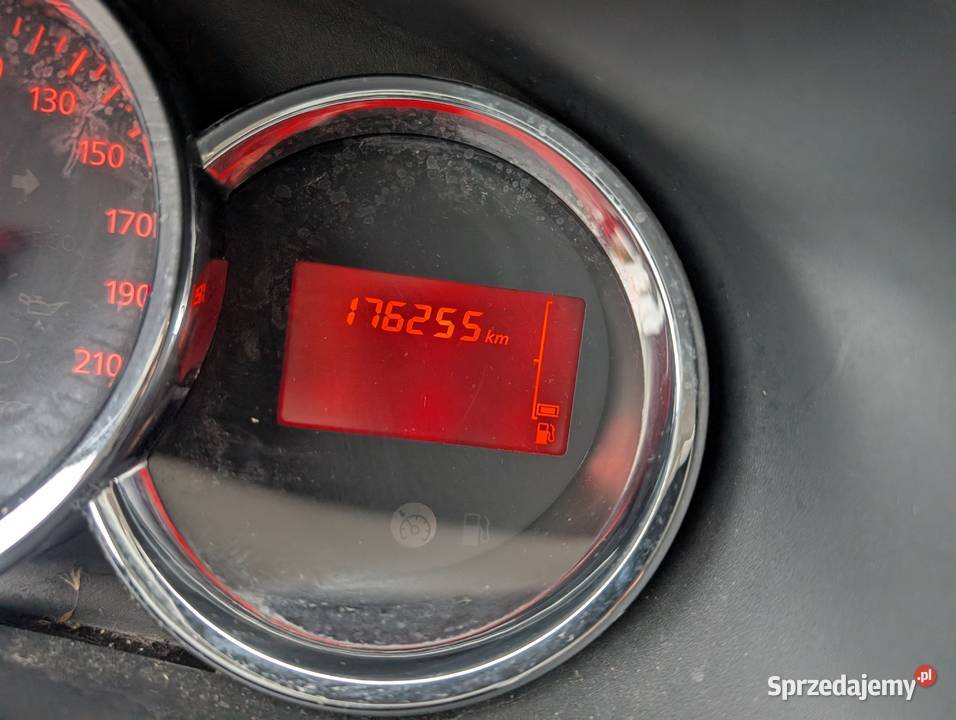 Dacia Sandero 12 Benzyna LPG 2013 176 000 176000km Góra Kalwaria sprzedam