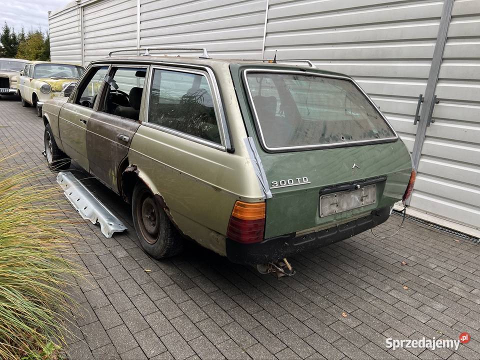 MercedesBenz w123 300TD kombi 7mio miejscowy uszkodzony pomorskie Przodkowo sprzedam
