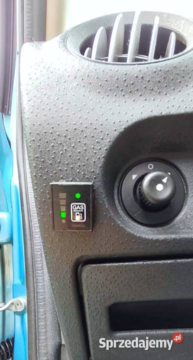 Citroen C3 2004r 11 BenzynaGAZLPG Klimatyzacja Rok produkcji 2004 sprzedam
