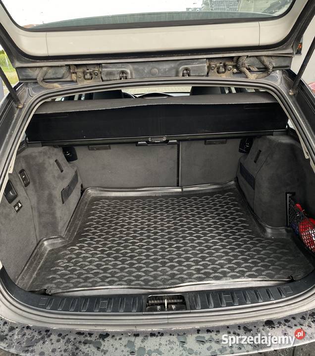 BMW E91 2008r światła przeciwmgielne