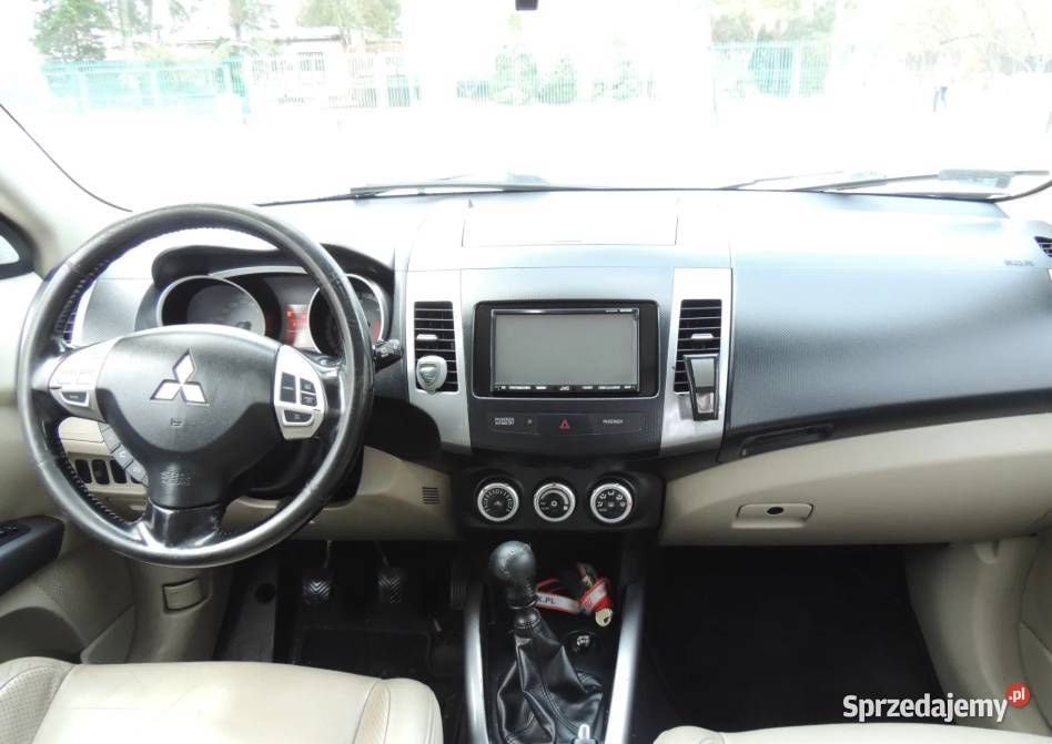 Mitsubishi Outlander 20 DID Instyle NAVI Polski Radom
