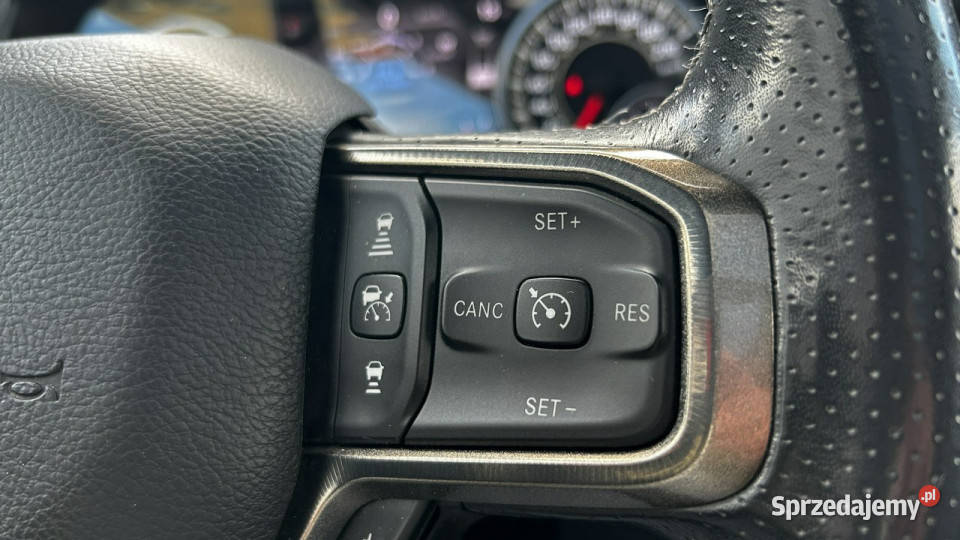 Dodge RAM Sport Kam360 Wentyle Panorama Radar Gdynia sprzedam