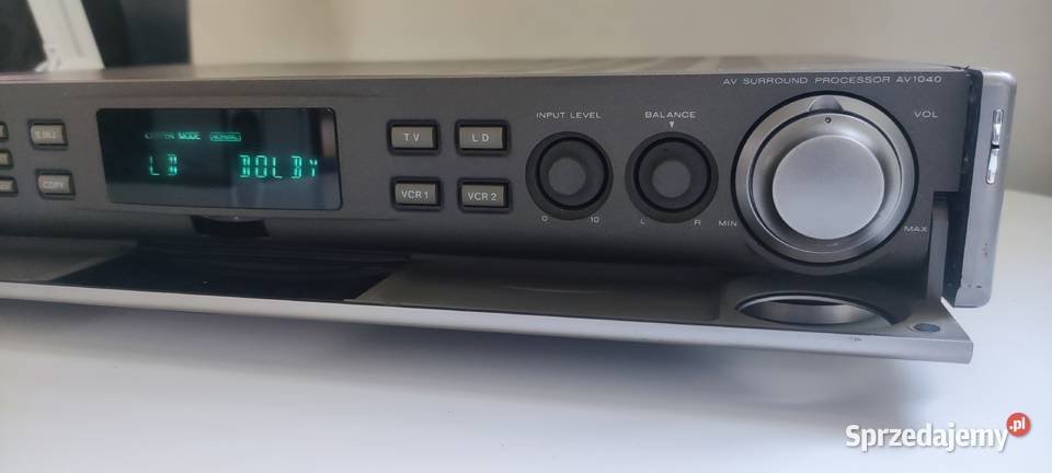 WZMACNIACZ MARANTZ AV 1040