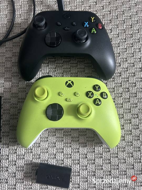 Xbox series X 1tb 2 pady i jeden akumulator do Elektronika Pisz