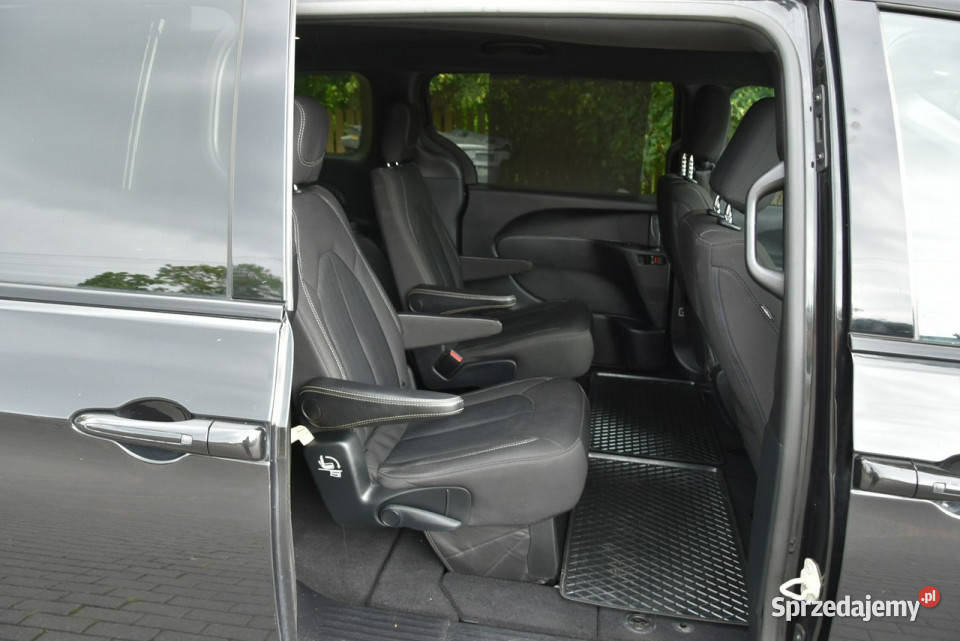 Chrysler Pacifica 36 V6 291 2019r Touring Kamera
