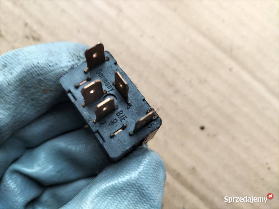 AUDI 80 B4 PRZEŁĄCZNIK PRZYCISK OPUSZCZANIA osobowe