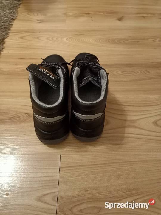 Buty robocze 42 nowe