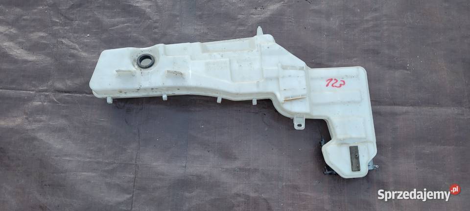 ZBIORNICZEK SPRYSKIWACZY MERCEDES XKLASA W470 osobowe śląskie Ruda Śląska