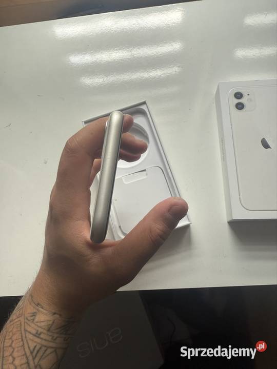 iPhone 11 64 GB White Stan Telefony komórkowe Dębowiec