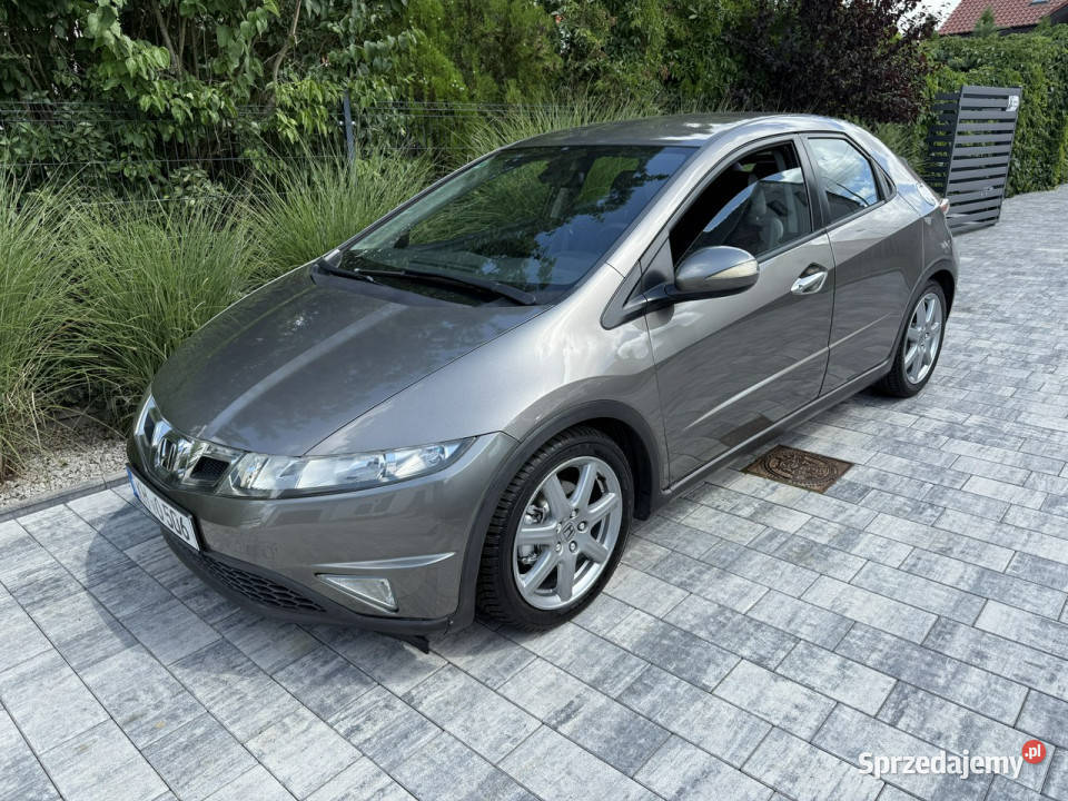 Honda Civic 18 V TEC Zadbany Bezwypadkowy wspomaganie kierownicy Poznań