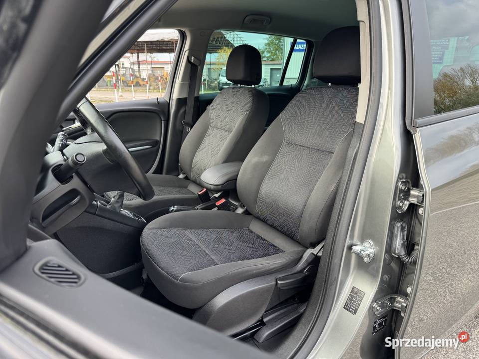 Opel Zafira 14 BENZYNA Klimatronik Nawigacja Konin