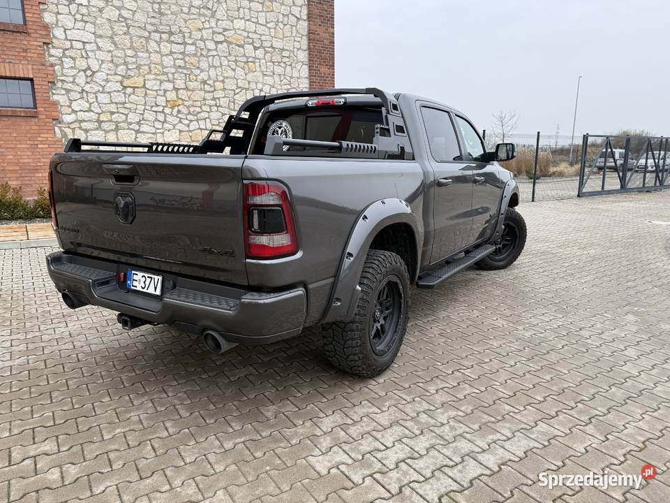 Dodge Ram 1500 Sport 2020 18500 bezwypadkowy RAM Wieluń sprzedam