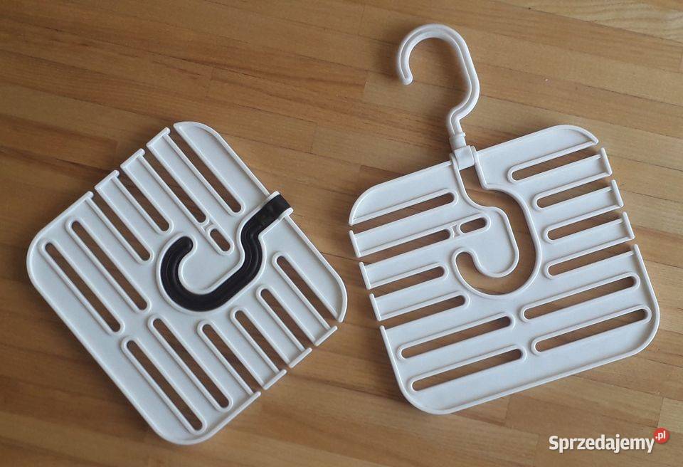 Zestaw 5 praktycznych wieszaków na dodatki i Warszawa