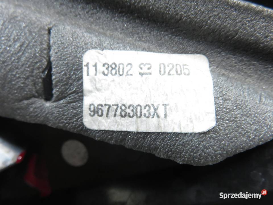 LUSTERKO LEWE PEUGEOT 308 II T9 7 PINÓW EKUD