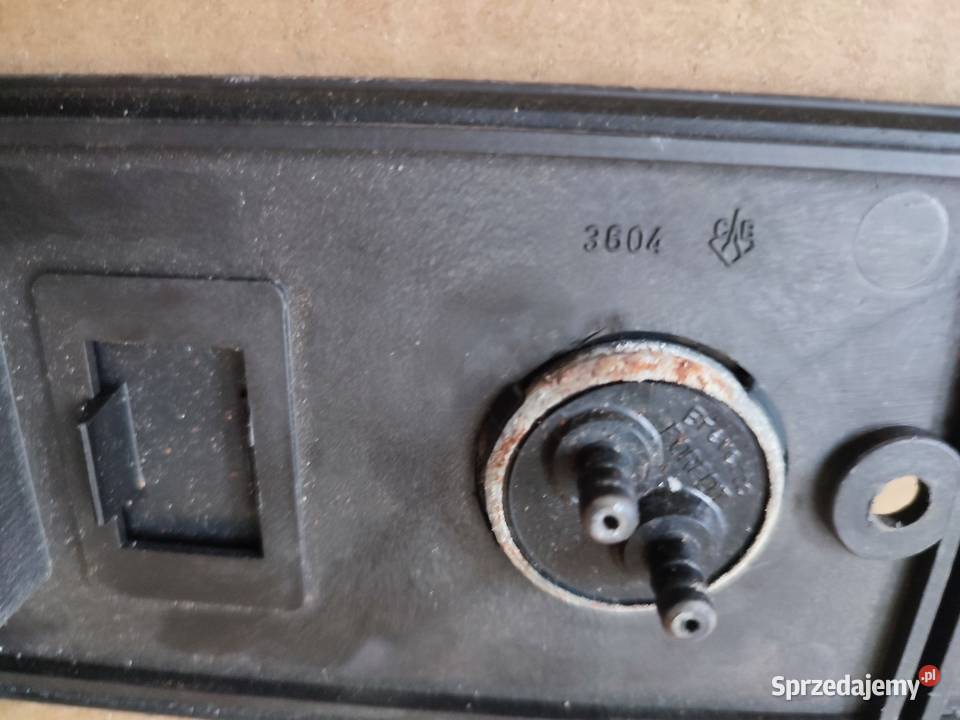 Fiat 126p panel deski konsola radia Zduny