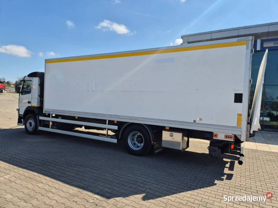 Volvo FM 340 CHŁODNIA ZEPRO CARRIER Volvo FM 340 Rok produkcji 2015 Samochody ciężarowe Łaziska Górne