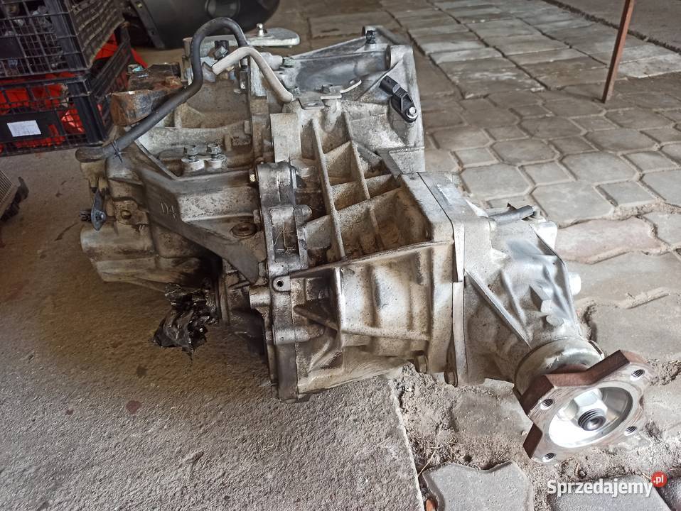 Skrzynia biegów Qashqai j10 4x4 1590cm3 Qashqai