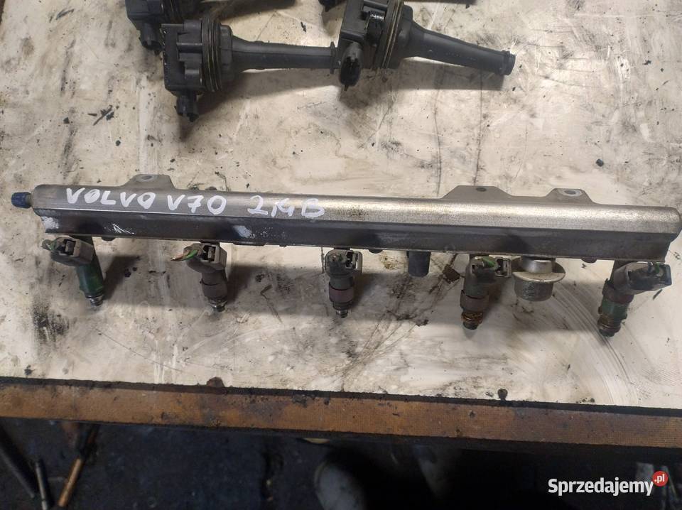 VOLVO V70 S60 24b listwa wtryskowa wtryski Kielce