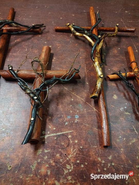 Rzeźba krzyż rękodzieło