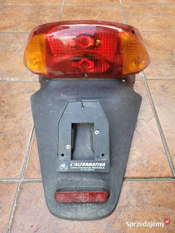 DERBI ATLANTIS lampa tyl tylnia blotnik komplet Motoryzacja Piła sprzedam