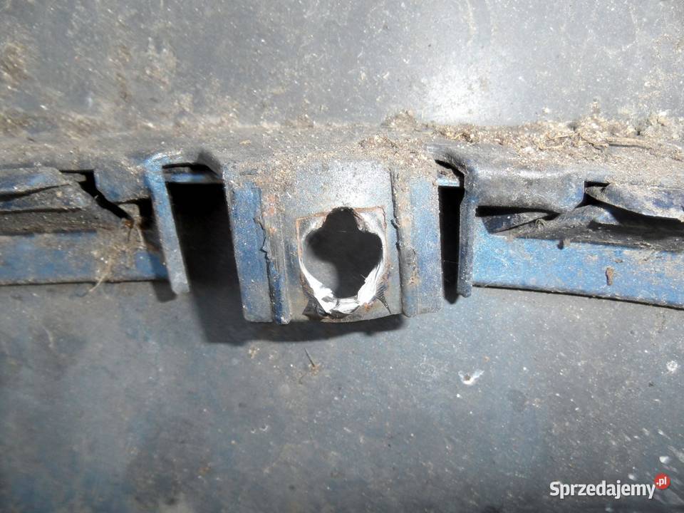 BMW E81 E87 06r zderzak tył