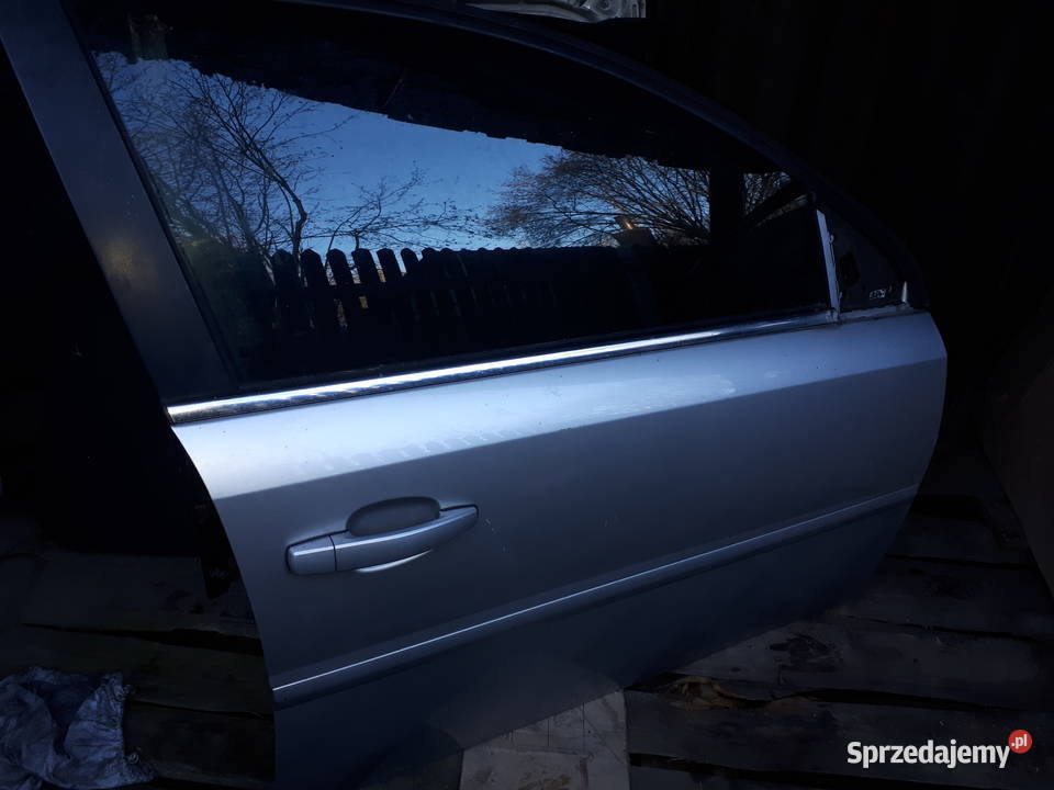 Drzwi przednie prawe Vectra C Miedźna sprzedam