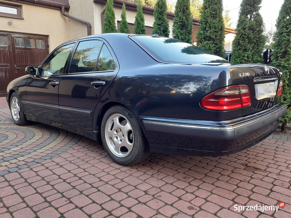 Sprzedam MercedesBenz E 270 CDI Przegląd OC do V podgrzewane fotele