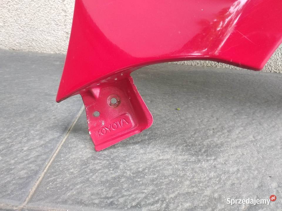 Toyota Yaris I 1 błotnik przednie lewy kierowcy Sieradz