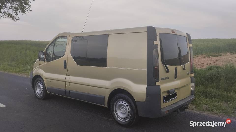 Sprzedam Renault Trafic podgrzewane fotele Brąszewice