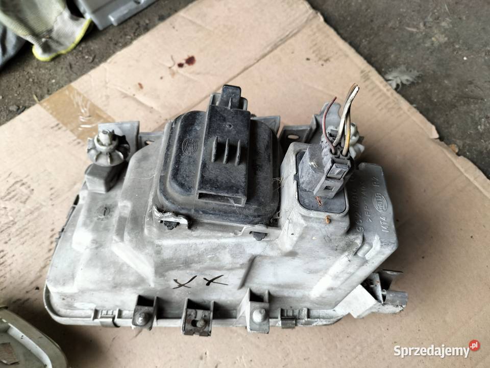 VOLKSWAGEN POLO 6N LAMPA PRZÓD PRZEDNIA PRAWA lubelskie Kamień-Kolonia
