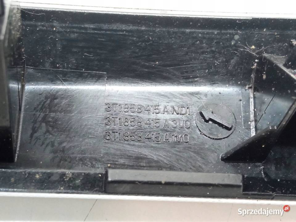 DEKOR LISTWA OZDOBNA DESKI KOMPLET 3T1858418B