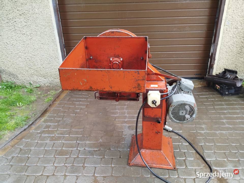 Śrutownik Bąk polski 75kw mało pracował Nowy Maszyny rolnicze sprzedam
