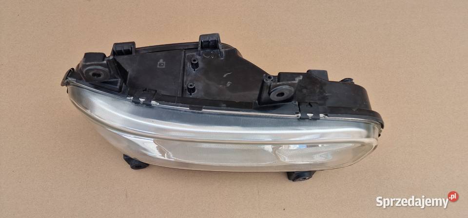MERCEDES ATEGO REFLEKTOR LINAŁ A9738202361AMPA Bieleń