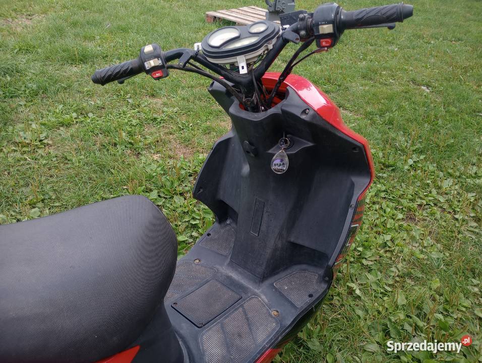 Sprzedam skuter Zipp Rok produkcji 2010 Nowa Słupia