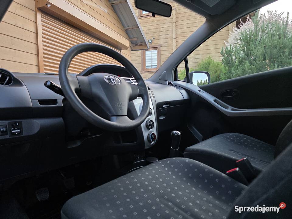 Toyota Yaris 14 2007r 45l100